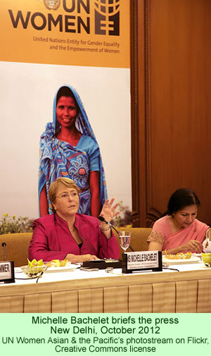 Michelle Bachelet briefs the press