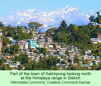 Part of the town Kalimpong looking North at the Himalaya range in Sikkim. Wikimedia Commons, Creative Commons License.