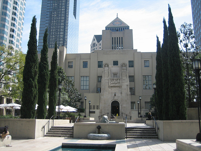 The Los Angeles Public Library 