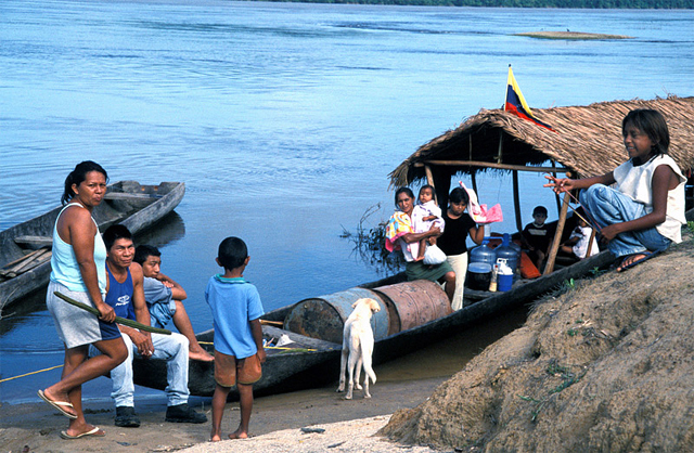 People in Atabapo municipality of Amazonas state 
