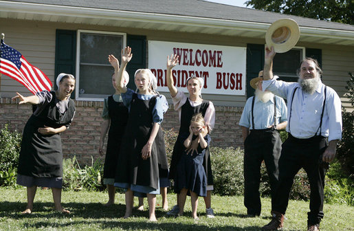 A group of Amish and Mennonites wave to President George Bush during his visit to Lancaster, PA, in 2006 