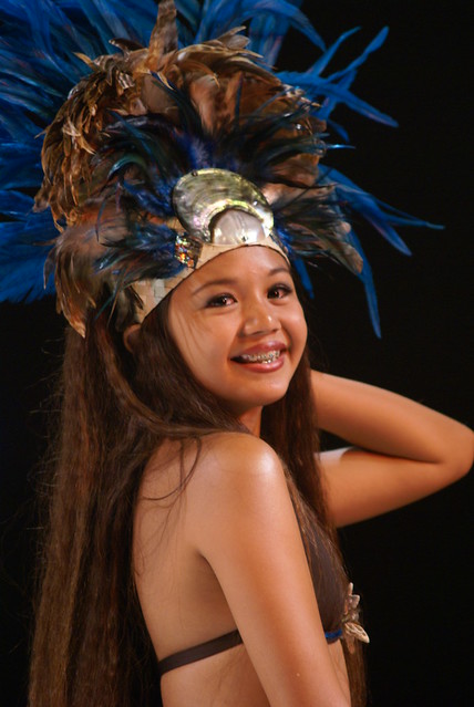 A young Tahitian girl (Photo by MAES Gabriel on Flickr, Creative Commons license)